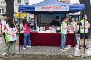 东体：哈维尔返回上海处理个人事务 海港球迷前往酒店向其告别